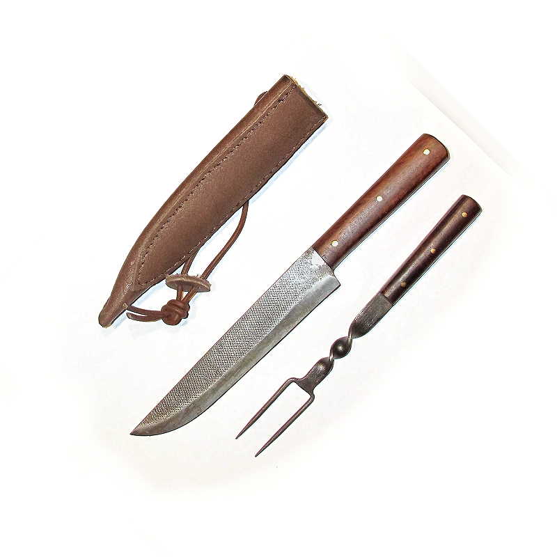 Mittelalter-Essbesteck mit Messer und Gabel